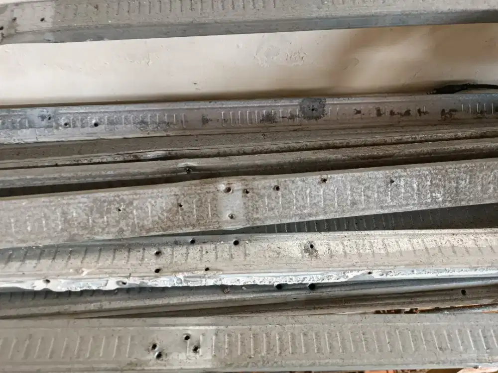 Hollow bekas pakai jual murah