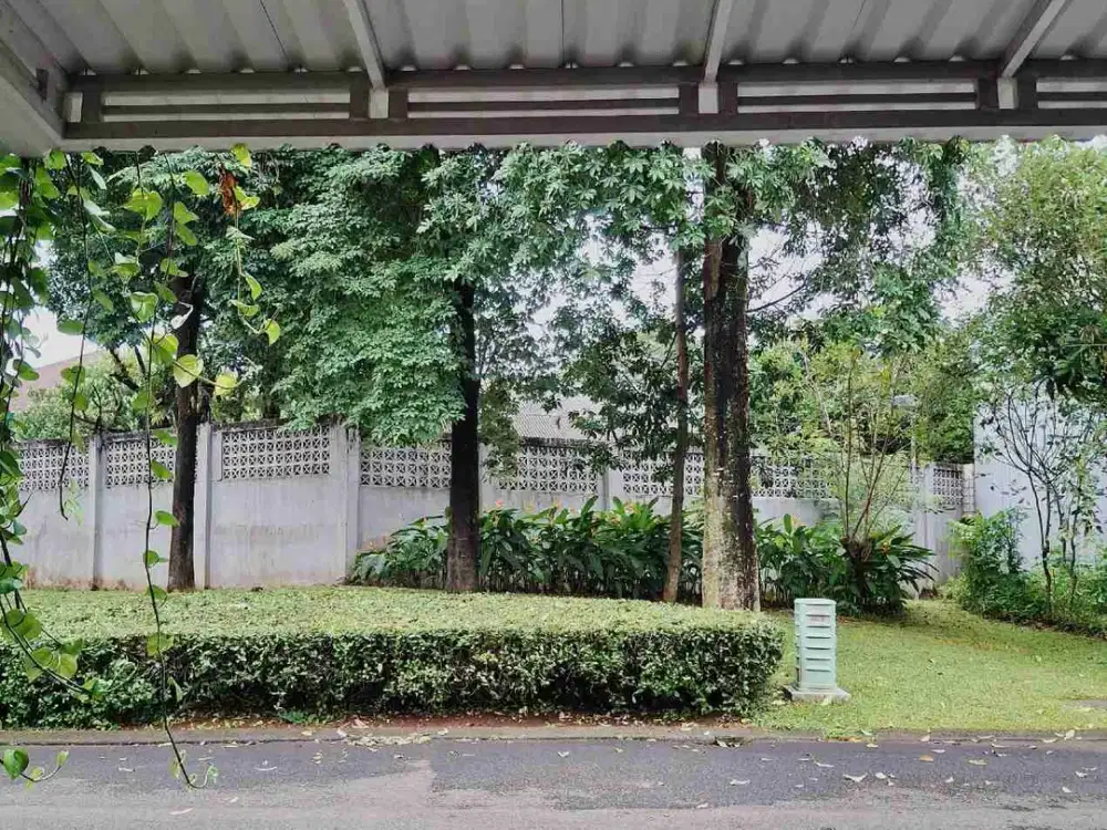 DIJUAL CEPAT RUMAH DI CLUSTER BOHEMIA GADING SERPONG LOKASI STRATEGIS