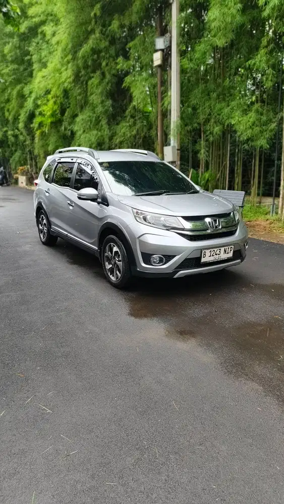 Brv 2016 e cvt matik silver siap pakai