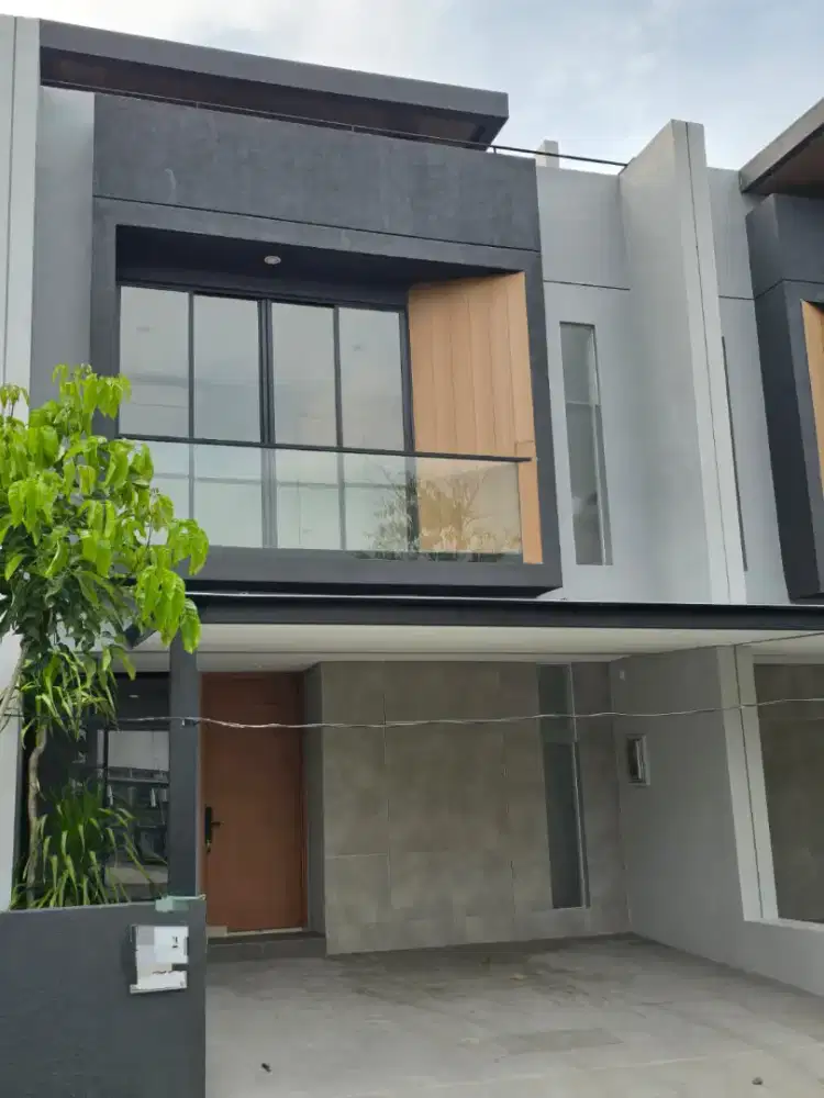 Disewakan Rumah 3lt
Northwest Central Citraland