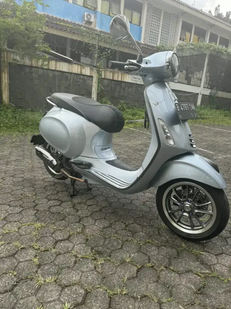 Vespa Primavera 150 i-GET ABS