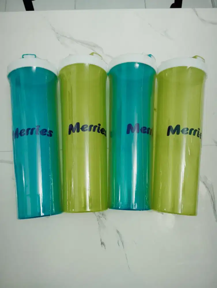 Botol Minum Kulkas 1 Liter