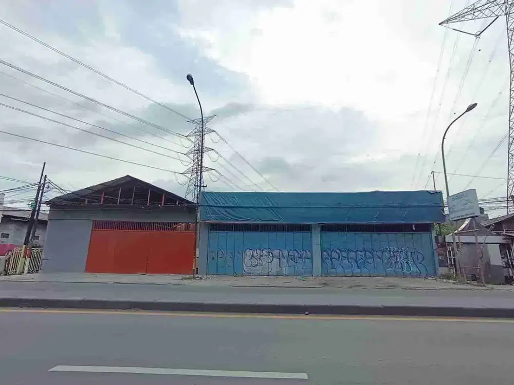 Di sewakan  gudang  ready  siap Pakai,    di jalan utama,   Bekasi.