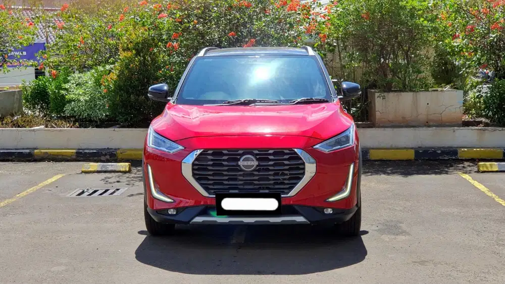 Km14rb nissan magnite premium turbo two tone 2020 merah