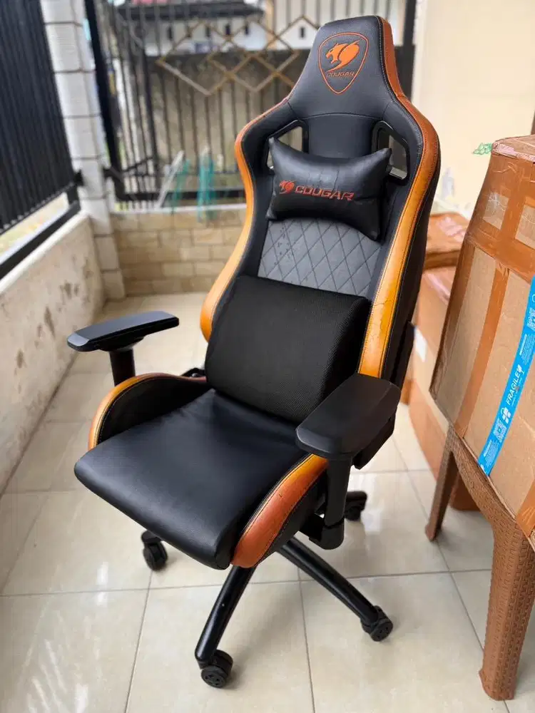 KURSI Gaming Cougar ARMOR S