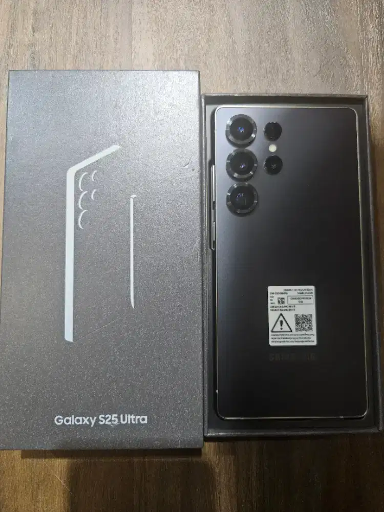 Samsung galaxy s25 ultra 512gb pemakaian 1 bulan resmi sein black