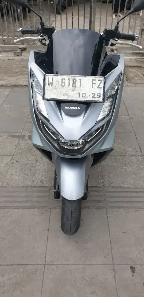 PCX 160 th 2024 W sidoarjo istimewa km 14rb pjk baru