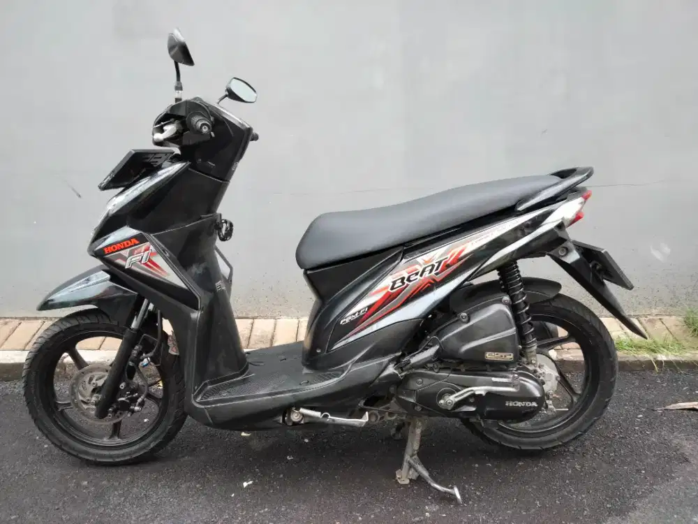 Honda Beat esp tahun 2015 siap pakai