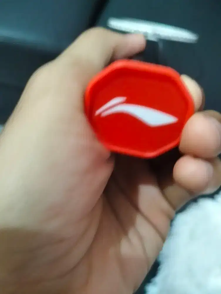 Lining original windstorm 72s hh 5u raket bekas badminton seken second