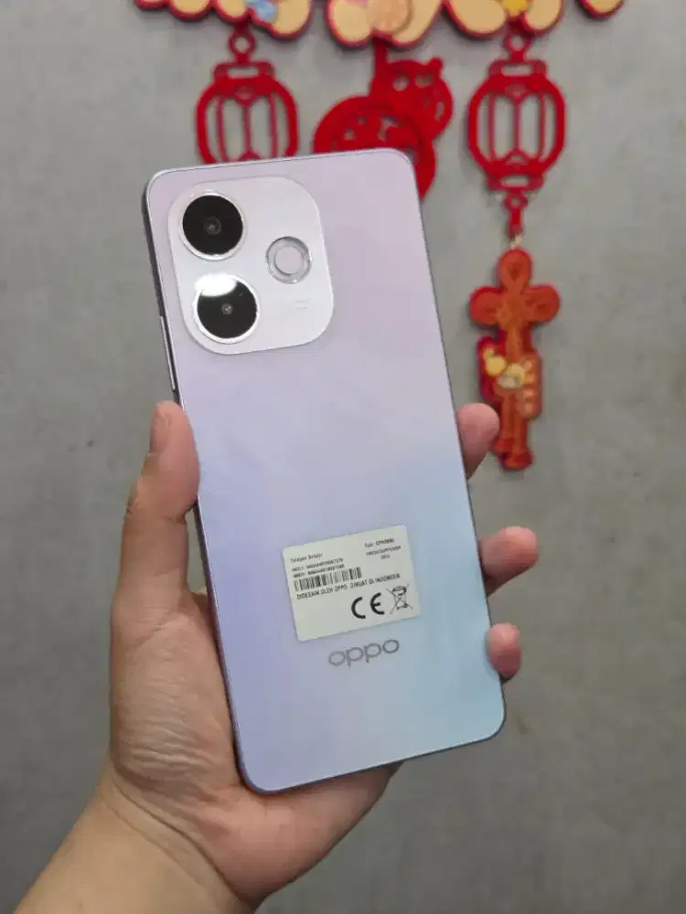 Second Oppo A5 Pro 5G 8+8/256gb Ex Display Garansi Maret 2026