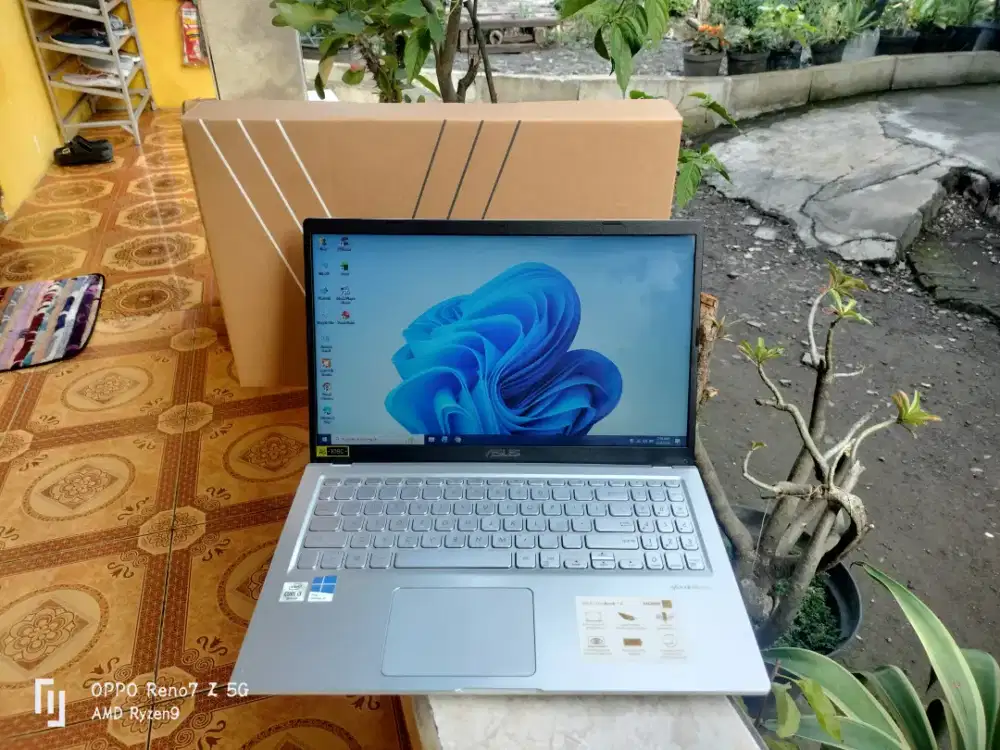 Asus Core i3 Gen 10 SSD Keyboard Nyala Fullset