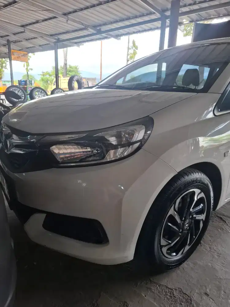 Dijual cepat BU , Mobilio s mt 2019