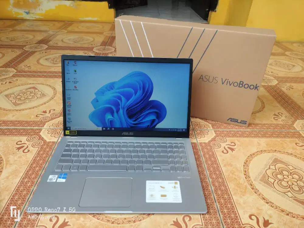 Asus i3 Gen 10 SSD Keyboard Backlit Fullset