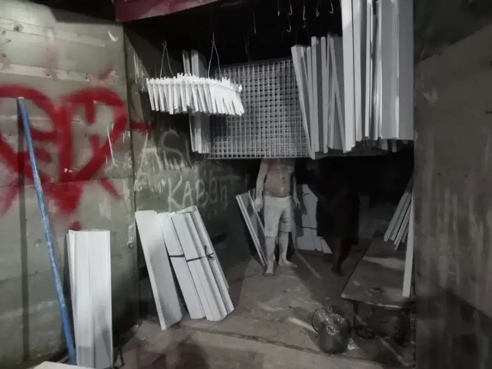 Rak bekas indomaret ori