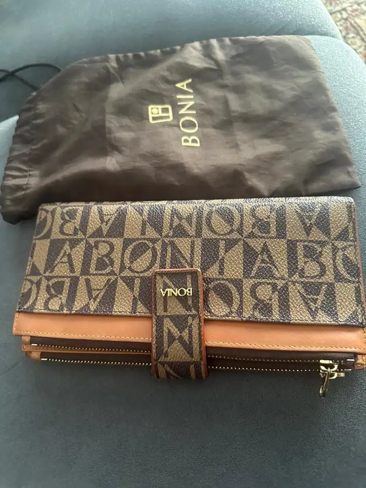 Dijual dompet bonia authentic