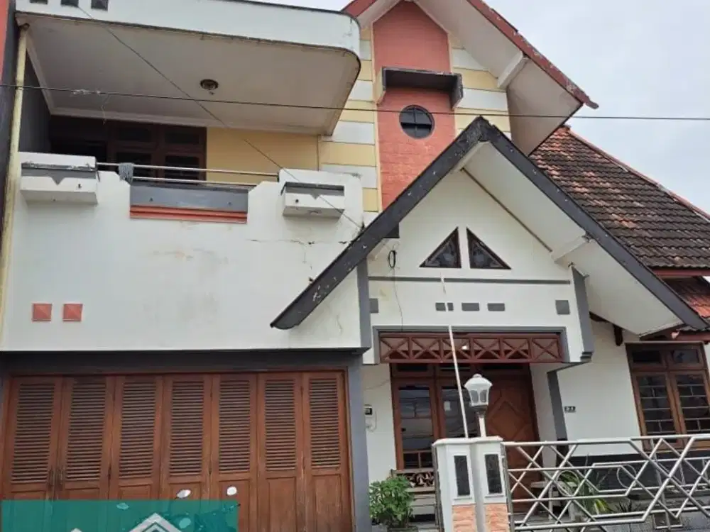 Jual Rumah 6 Kamar Dalam Komplek Perumahan Mergangsan Jogja, Cocok Untuk Keluarga & Investasi