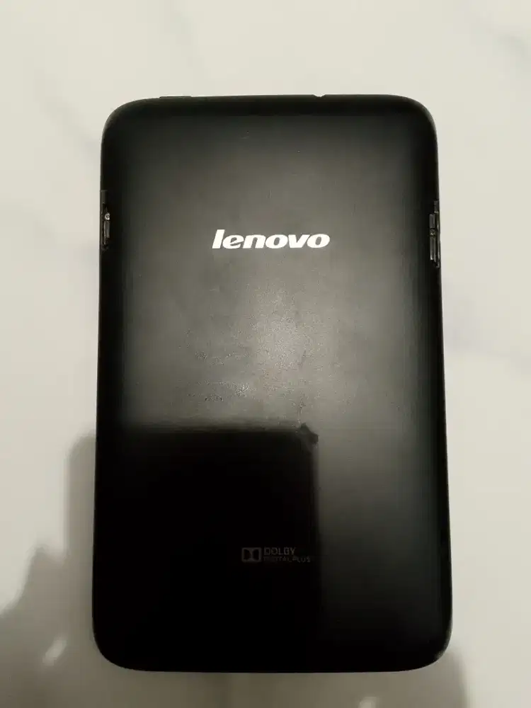 tablet lenovo hitam