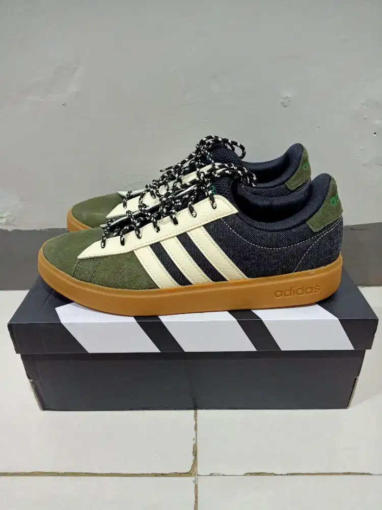 Sepatu Adidas Grand Court 2.0