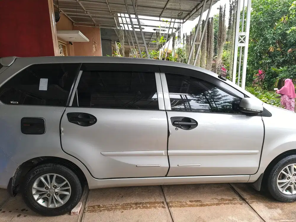 Daihatsu Xenia 2013 Bensin