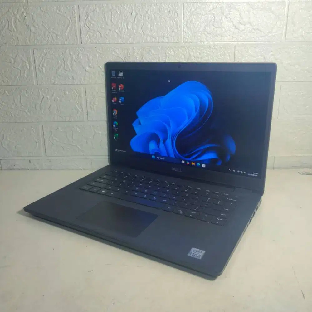 Laptop Dell 3410 Core i5 Gen10 RAM 16 NVMe 512 14in FHD Murah