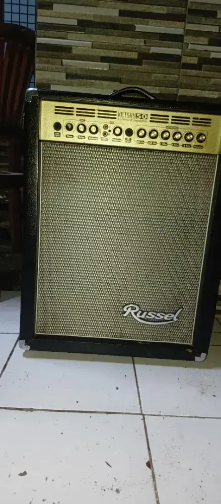 Ampli keyboard RUSSEL victory -50