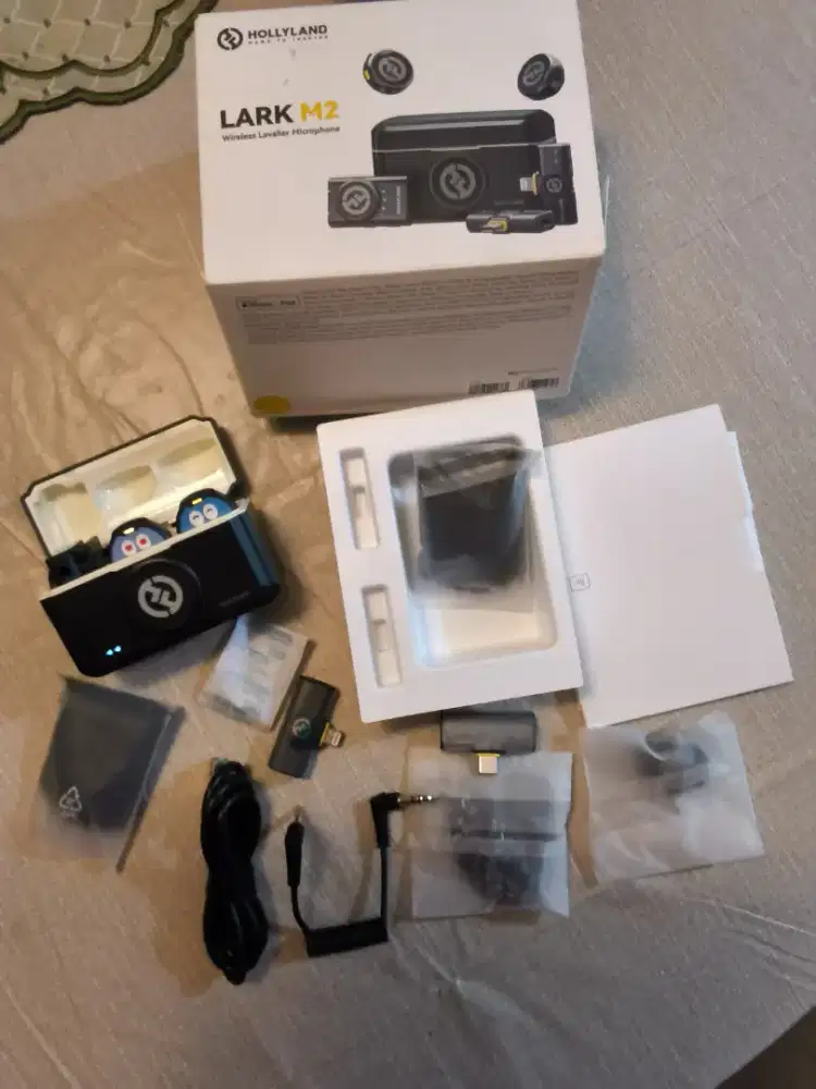 Hollyland lark m2 combo, jarang pakai