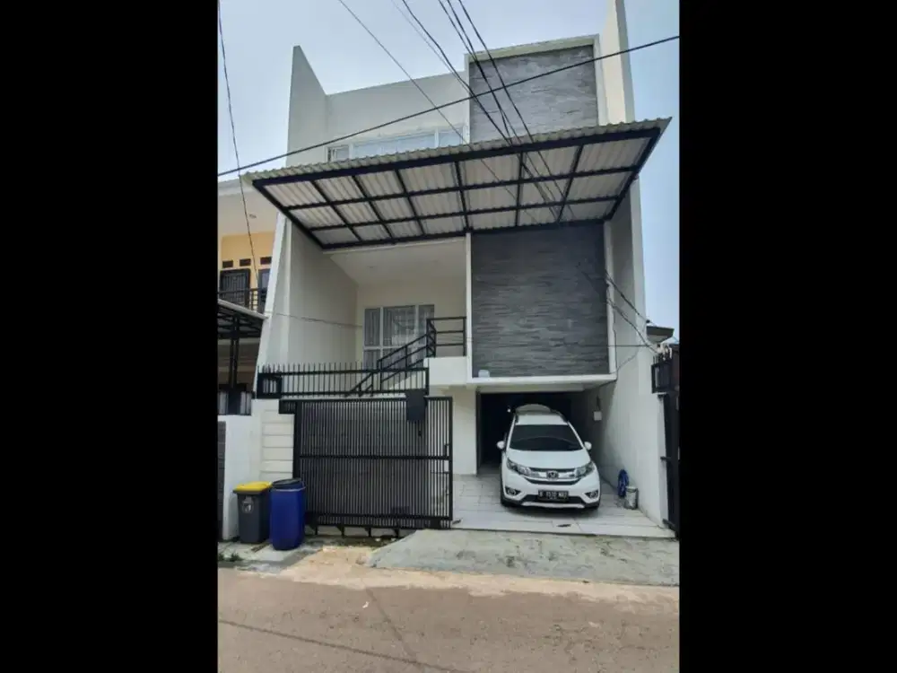 Turun Harga! Jual Cepat BU Rumah Tanjung Duren Selatan 3.5 Lantai SHM