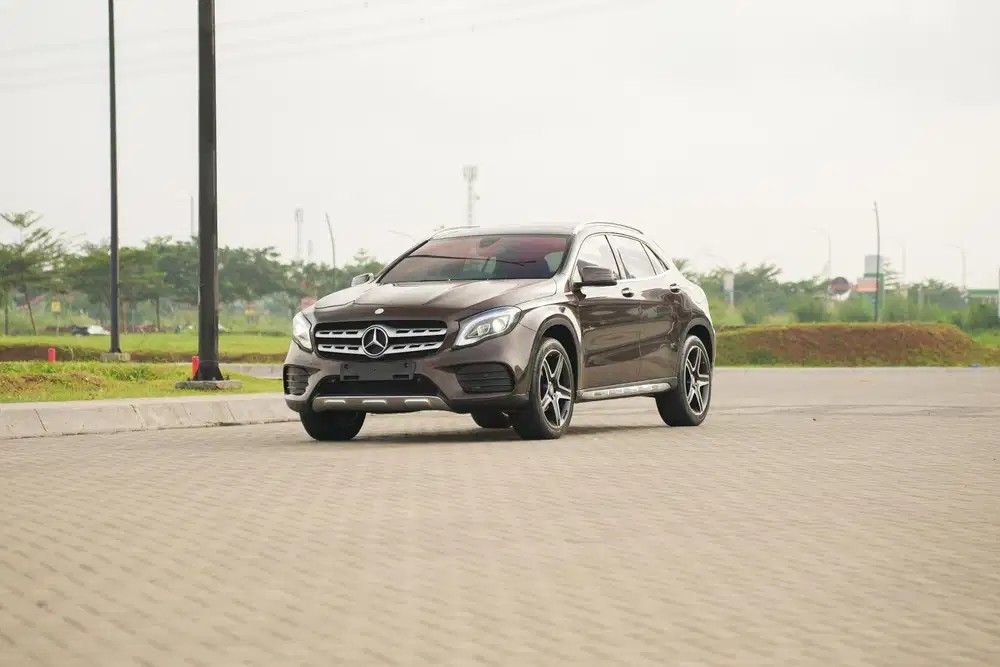 TERMURAH DI PASARAN! Mercedes Benz GLA200 AMG 2017