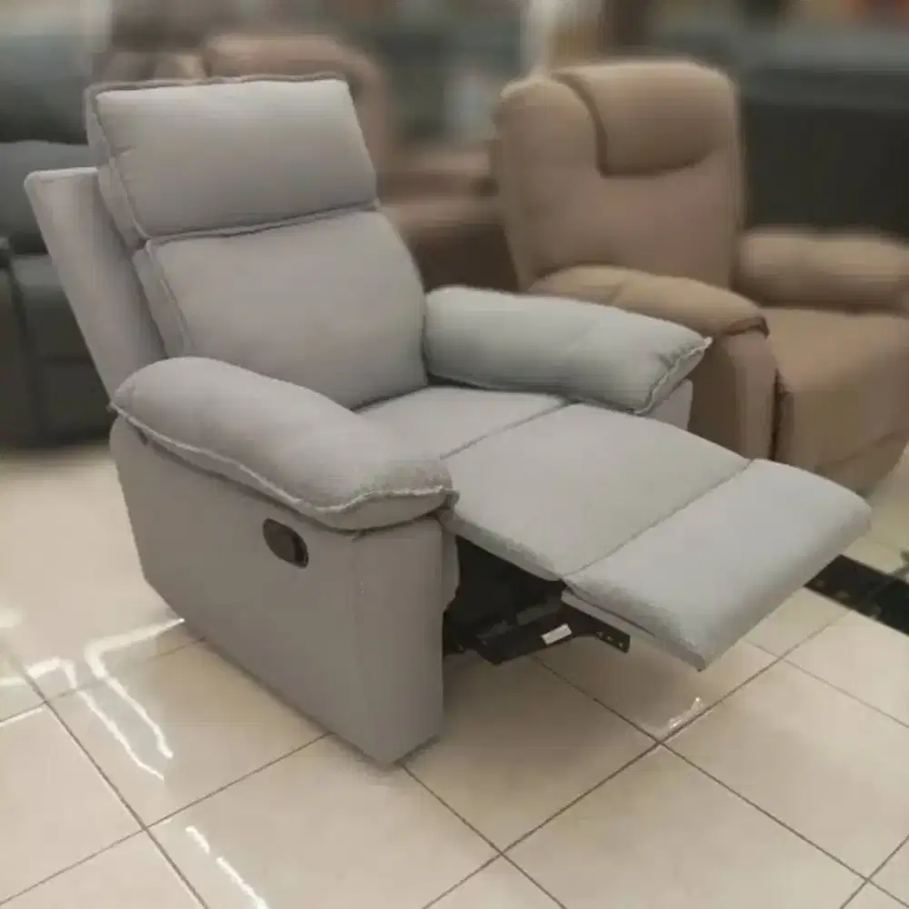 Sofa Recliner 1s
