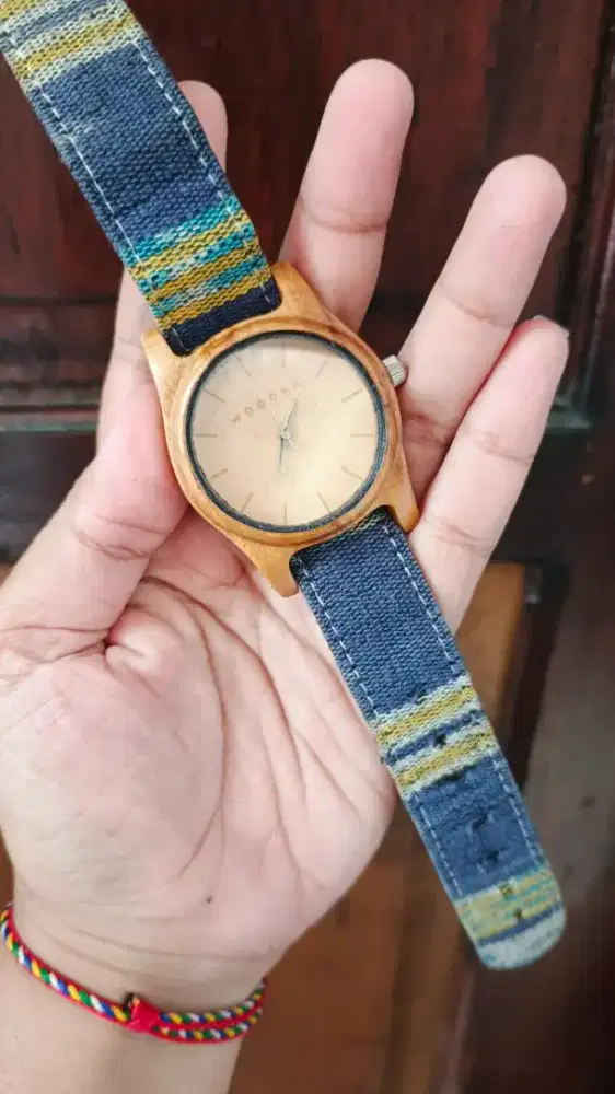 Jual jam tangan Woddka kayu