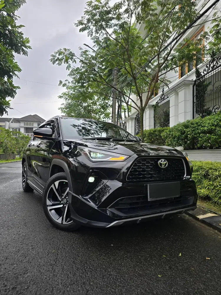 9RB KM YARIS CROSS S HEV GR TSS 2024 NIK 2023