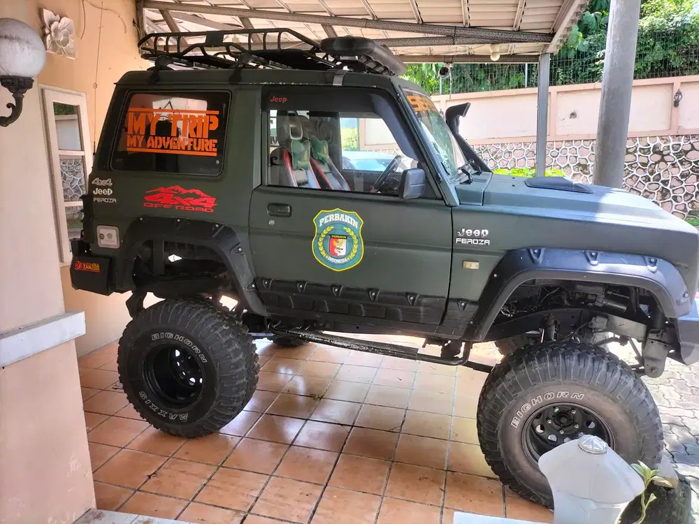 Daihatsu Feroza 1995 Bensin