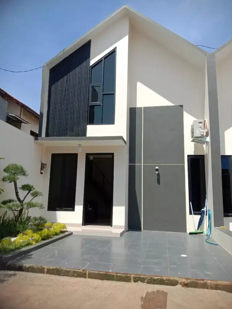 Rumah bebas banjir di Depok dekat stasiun