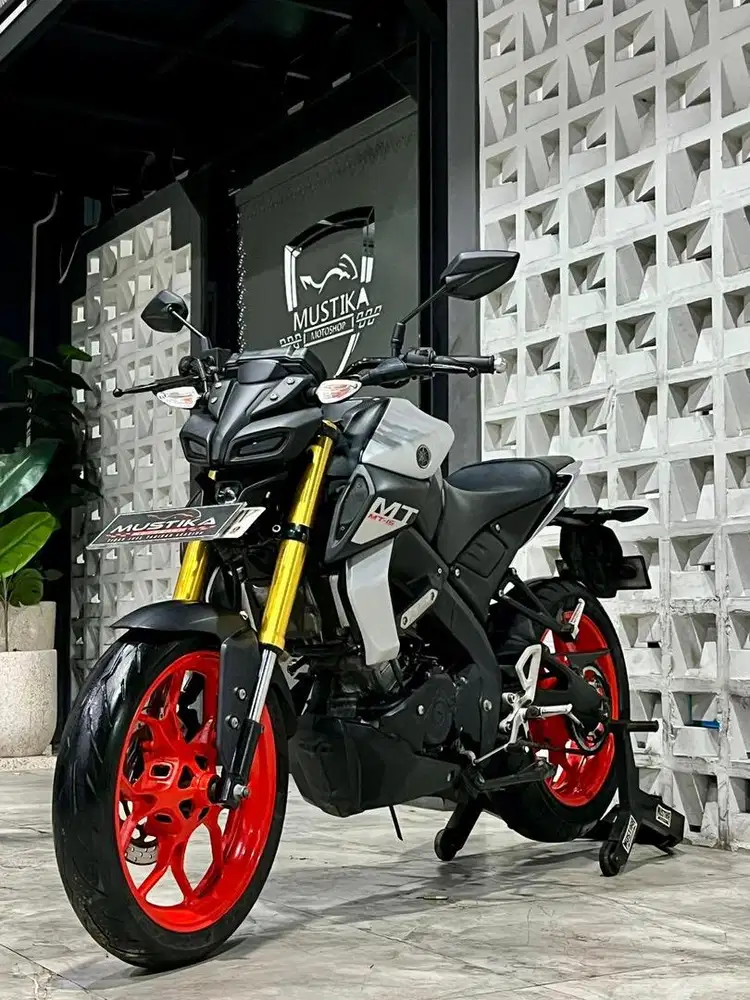 Terbatas!!Yamaha MT15 th 2019 - Ayu Mustika