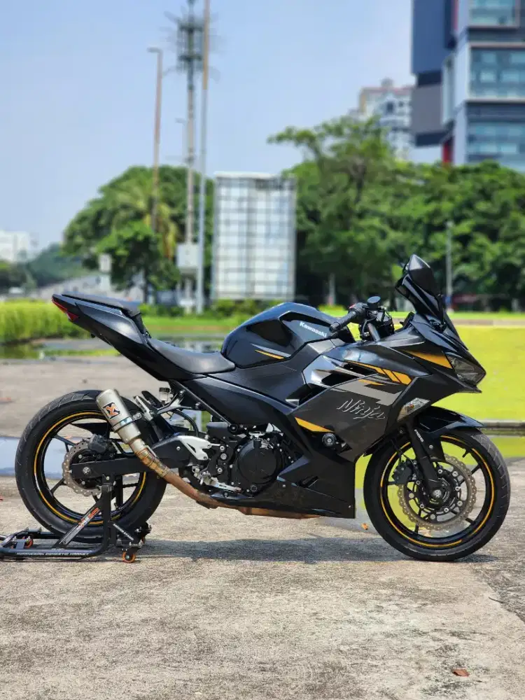 Kawasaki New Ninja 250 ABS KEEYLES Black