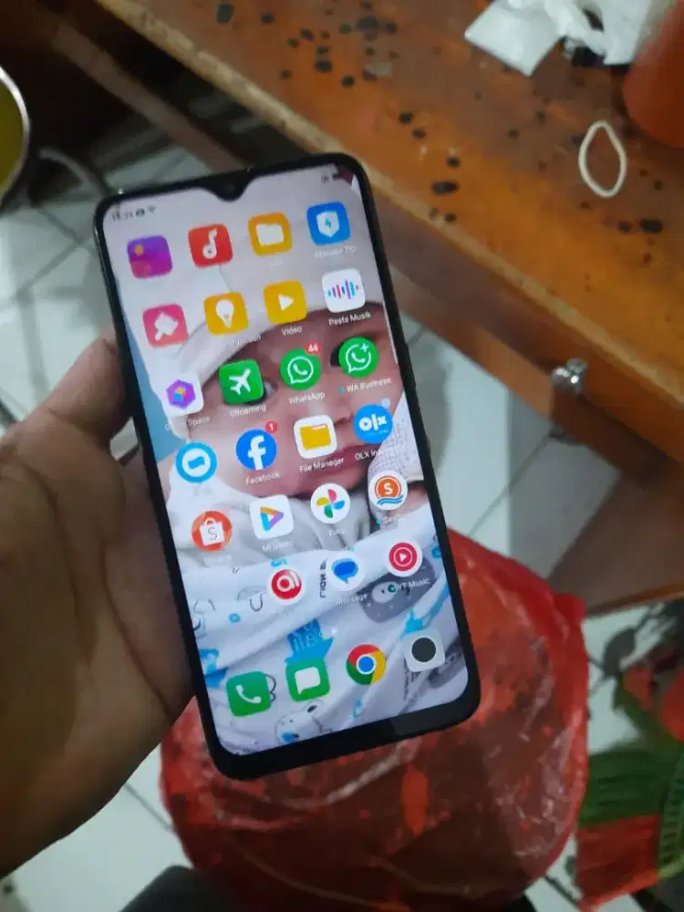 Oppo f9 4/64 resmi Oppo hp hungkul