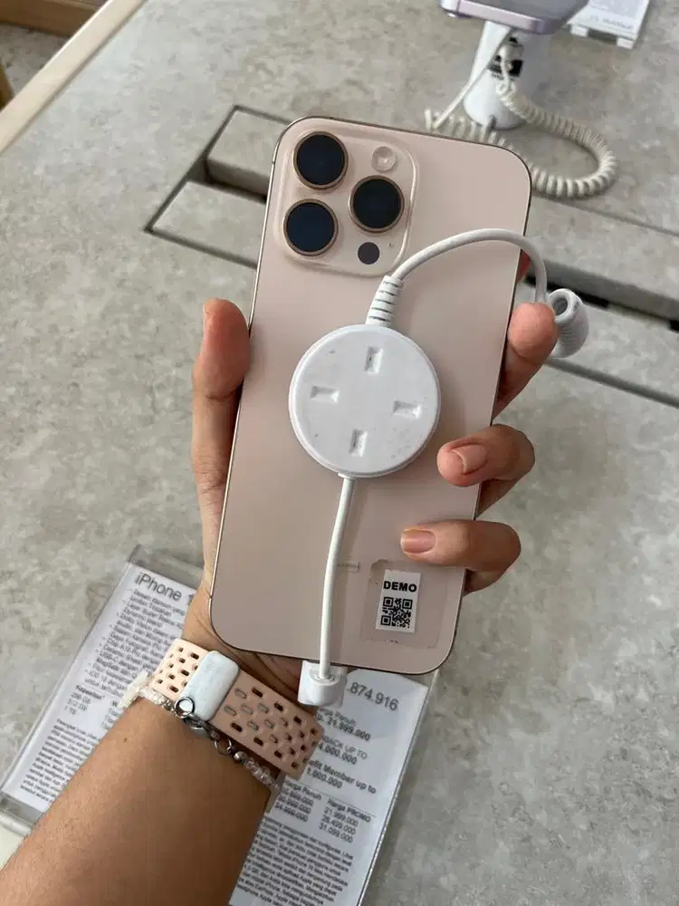 Kredit murah IPhone 16 pro max