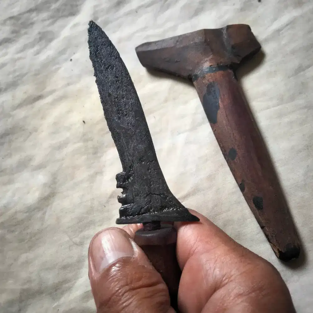 koleksi keris sepuh pusaka jimaddhan pandito semedi kuno antik
