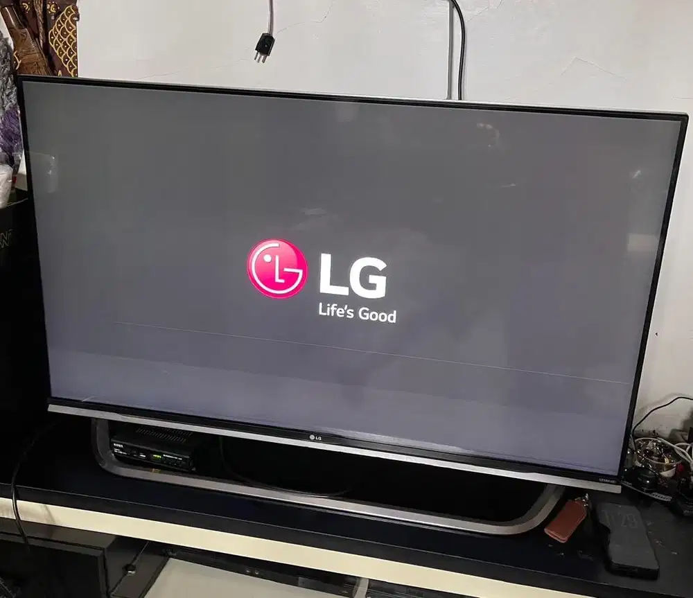 Dijual Tv Bekas LG 49UF850T – Smart TV 49”