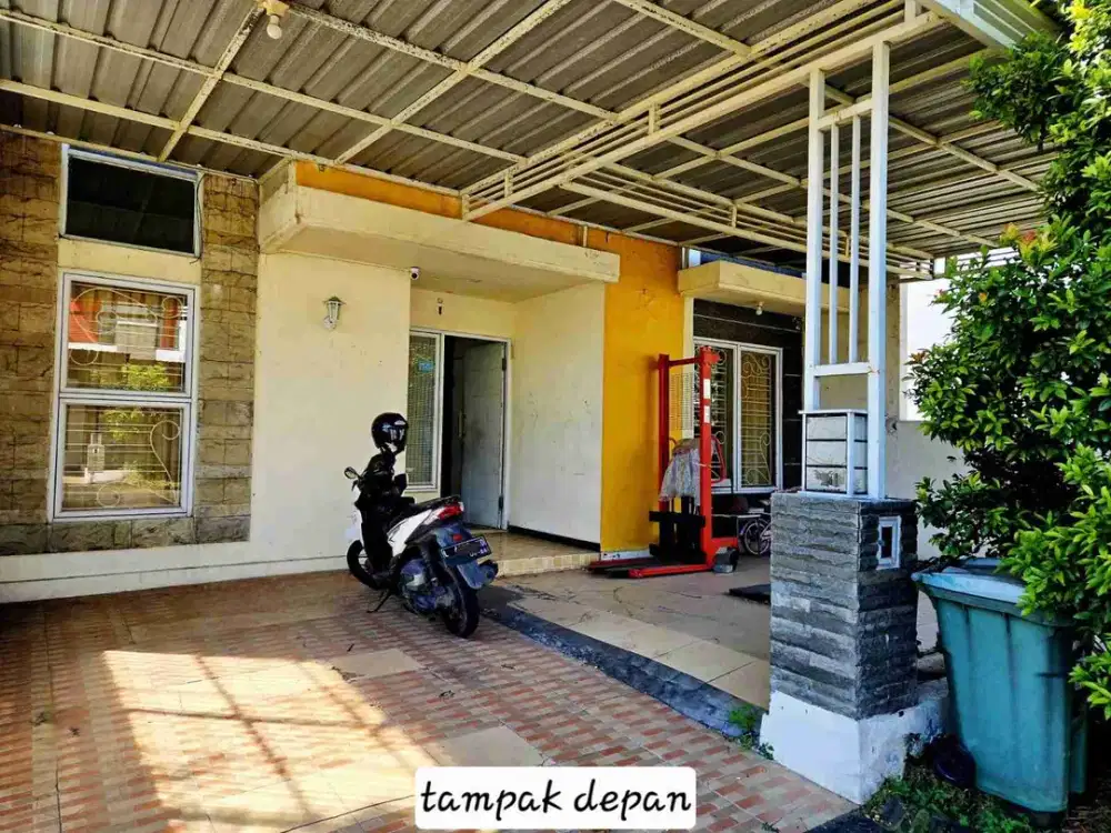 DIJUAL Rumah Modern Siap Huni di La Diva Greenhill  — Nyaman, Asri & Strategis
Menganti - Gresik