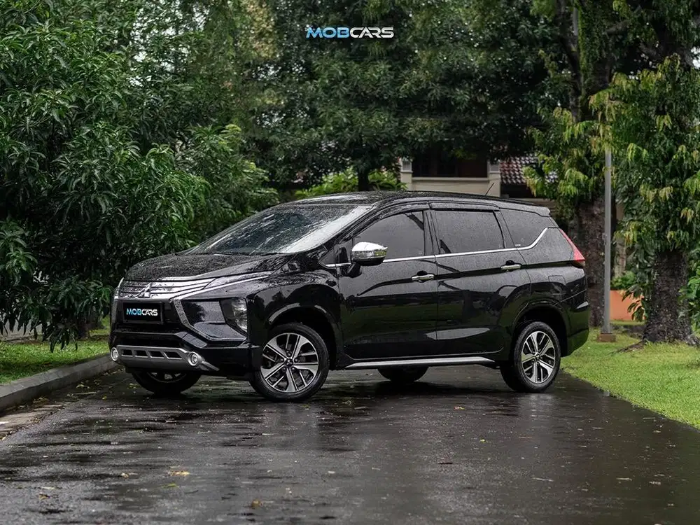 Termurah! Low Km Mitsubishi Xpander Ultimate Matic 2019 Hitam Cash