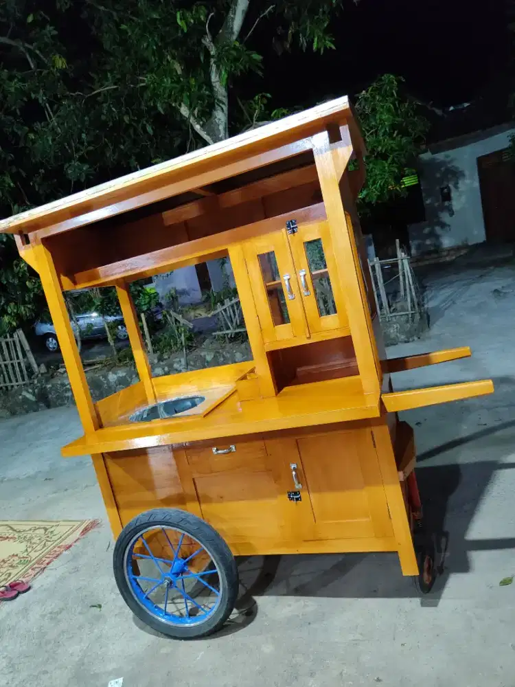 Jual Gerobak Angkringan,Bakso,Mie Ayam,Bubur,Roti BakardlL.