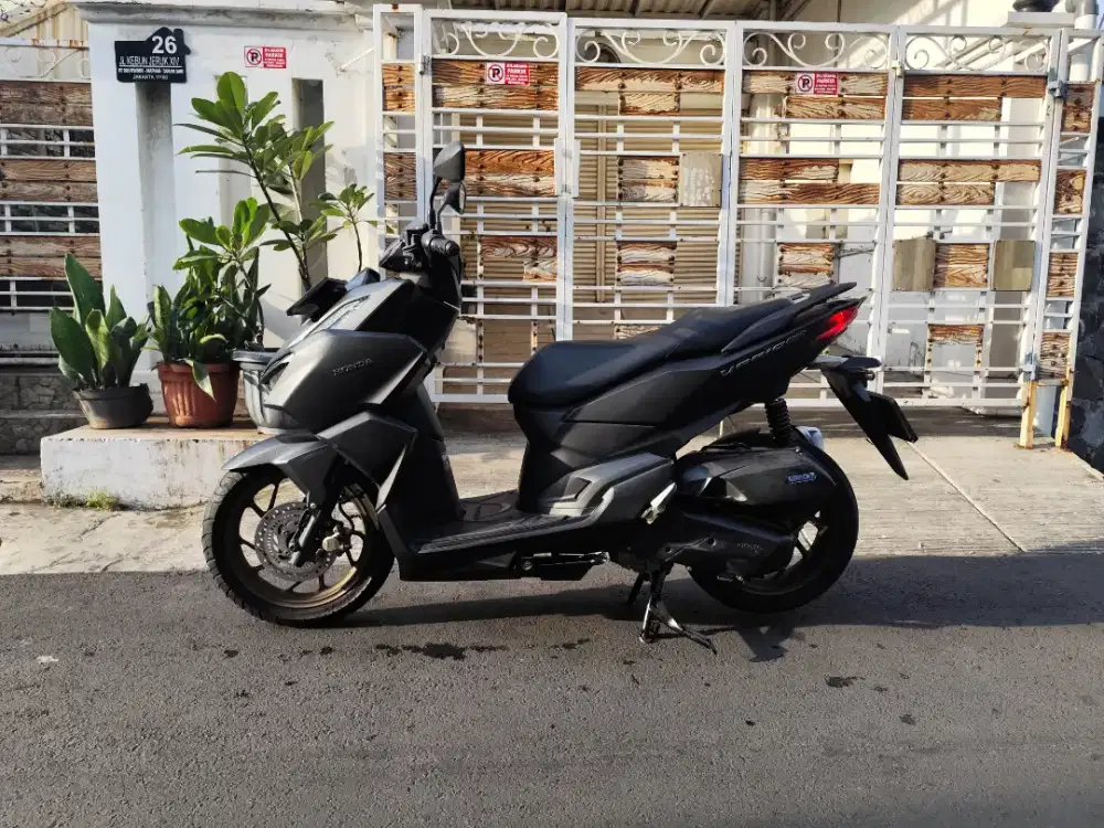 Honda vario 160 abs th 2022 km low istimewa