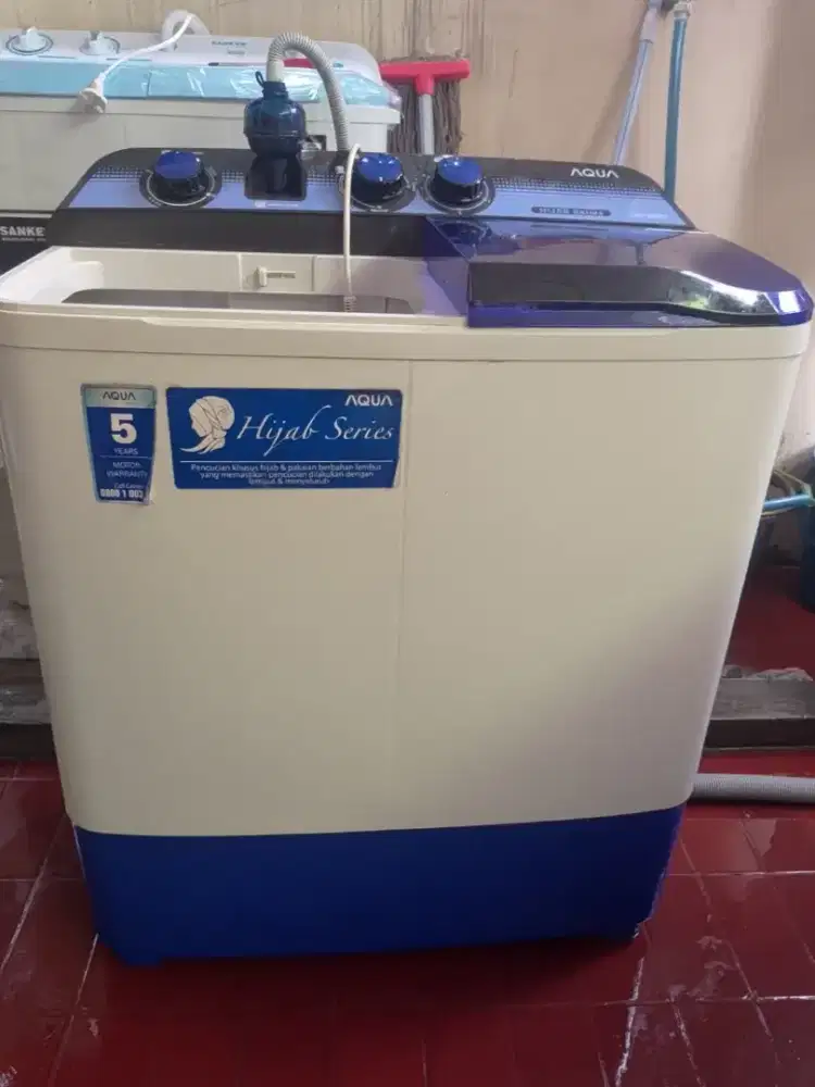 Dijual Mesin Cuci Bekas AQUA series HIJAB Rp 500.000,00 Bisa NEGO.