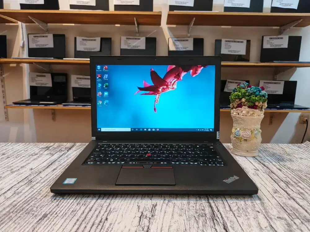 LENOVO THINKPAD T460//CORE i5-6300u//KEYBOARD BACKLIT