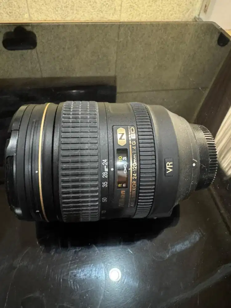 Lensa Nikkor 24-120mm f4 G ED VR