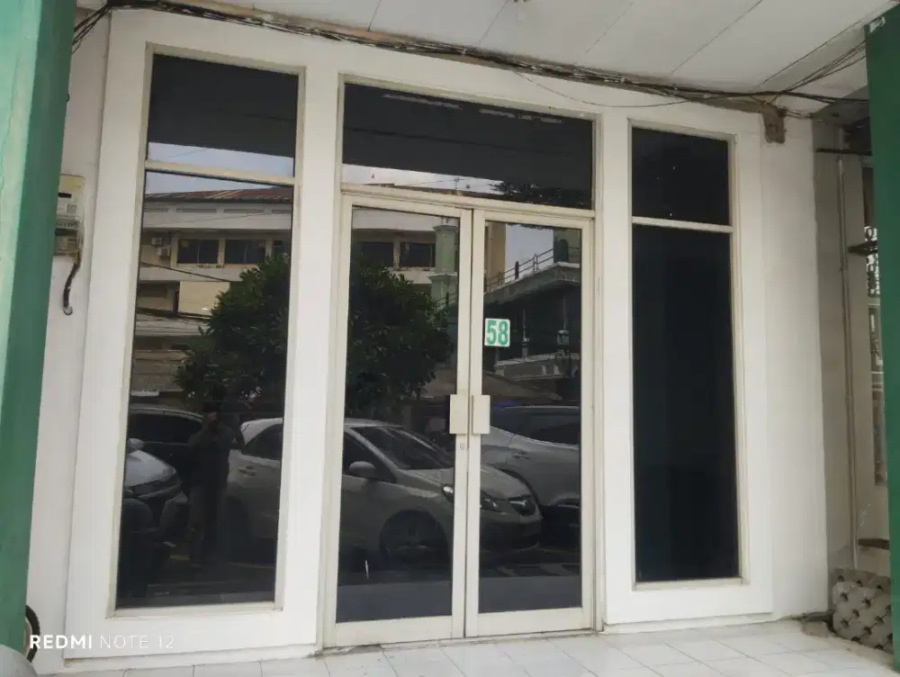 Jasa pasang sticker kaca film