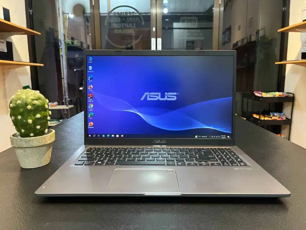 ASUS A516KA//PENTIUM SILVER N6000//KEYBOARD BACKLIT//256GB