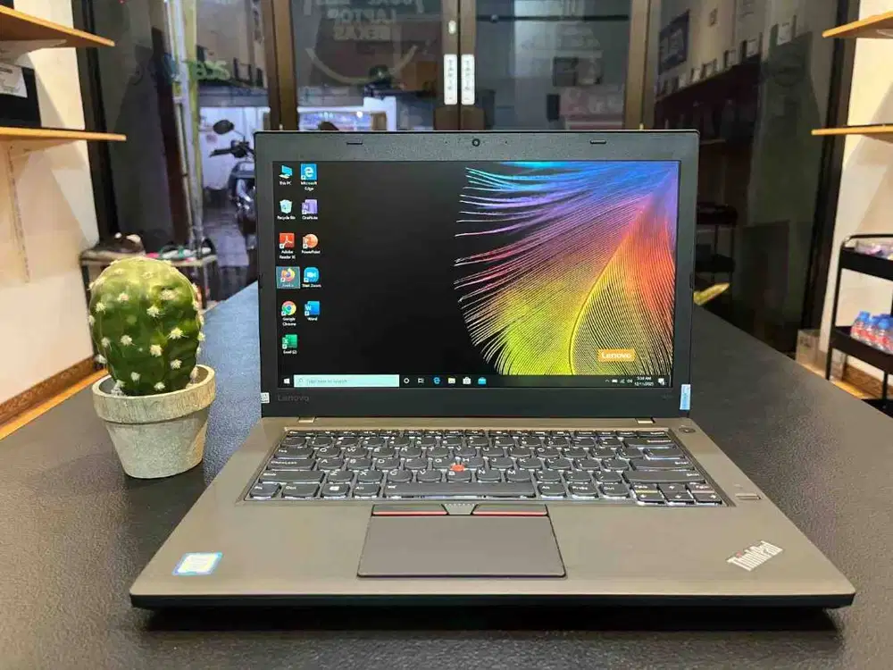 LENOVO THINKPAD T460//CORE i7-6600U//KEY BACKLIT