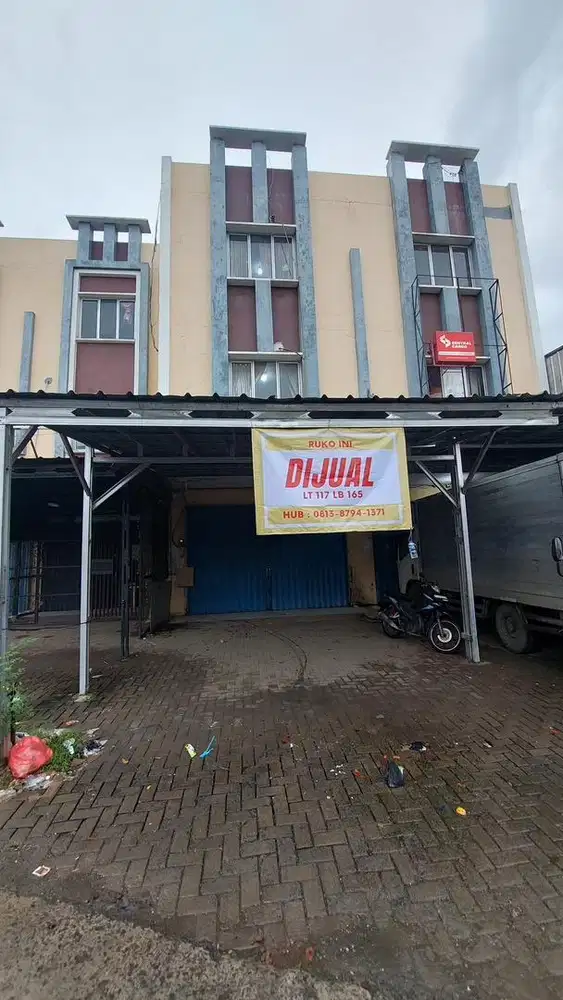 RUKO 3 LANTAI SIAP HUNI